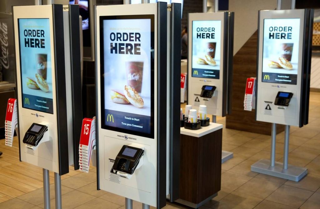 Kiosk-Advertising-3